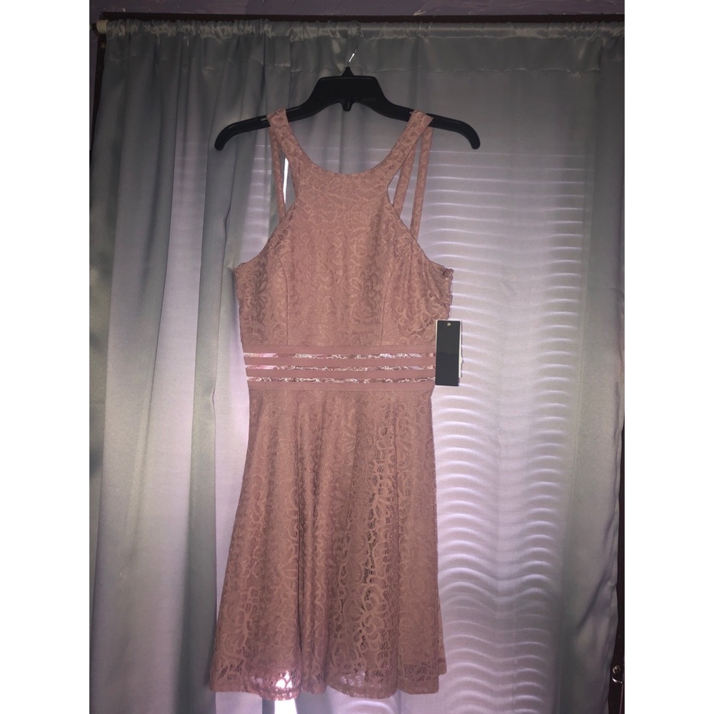 Never worn beautiful lace dress